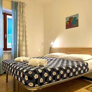  Apartment Monterosso Old